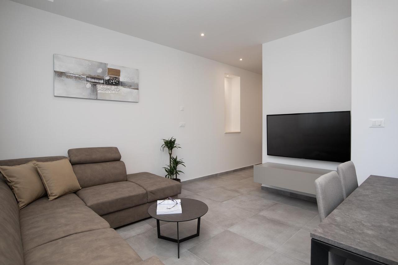 Apartments Igor Медулин Екстериор снимка