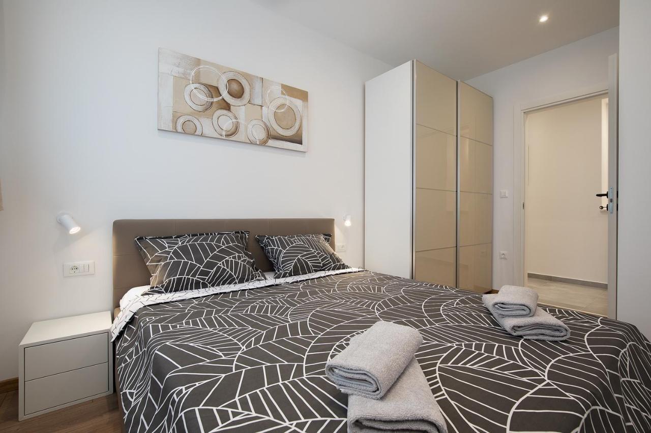 Apartments Igor Медулин Екстериор снимка