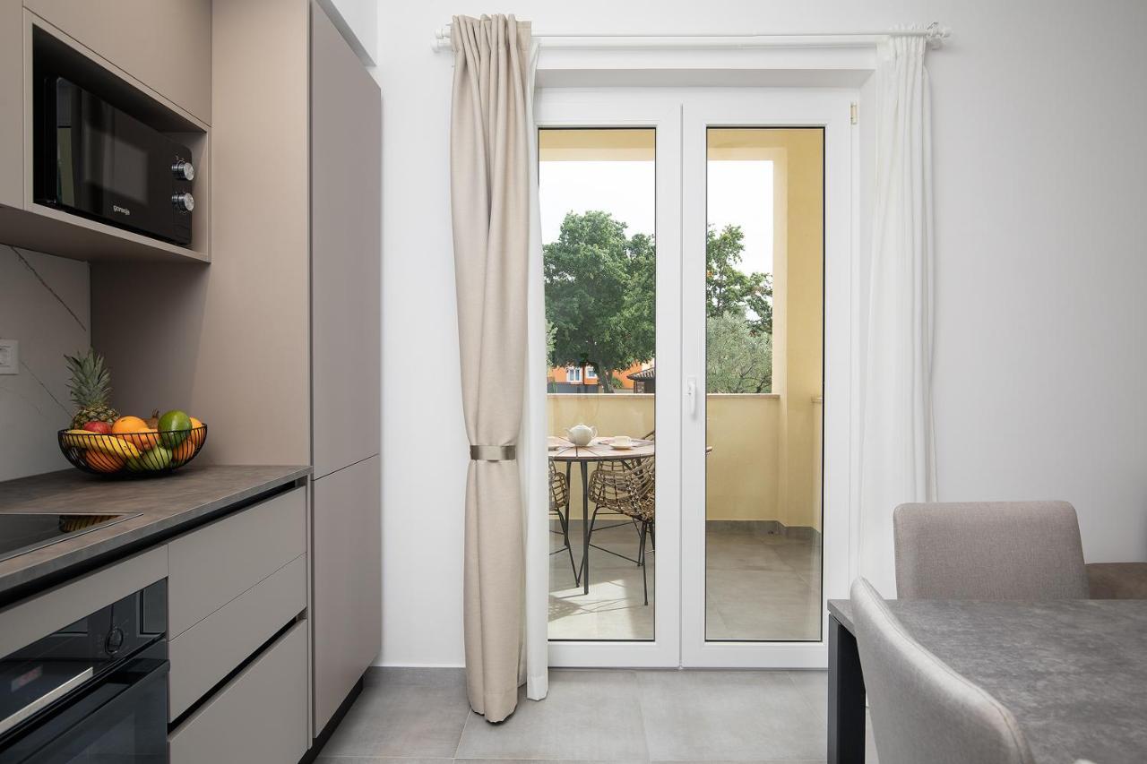 Apartments Igor Медулин Екстериор снимка