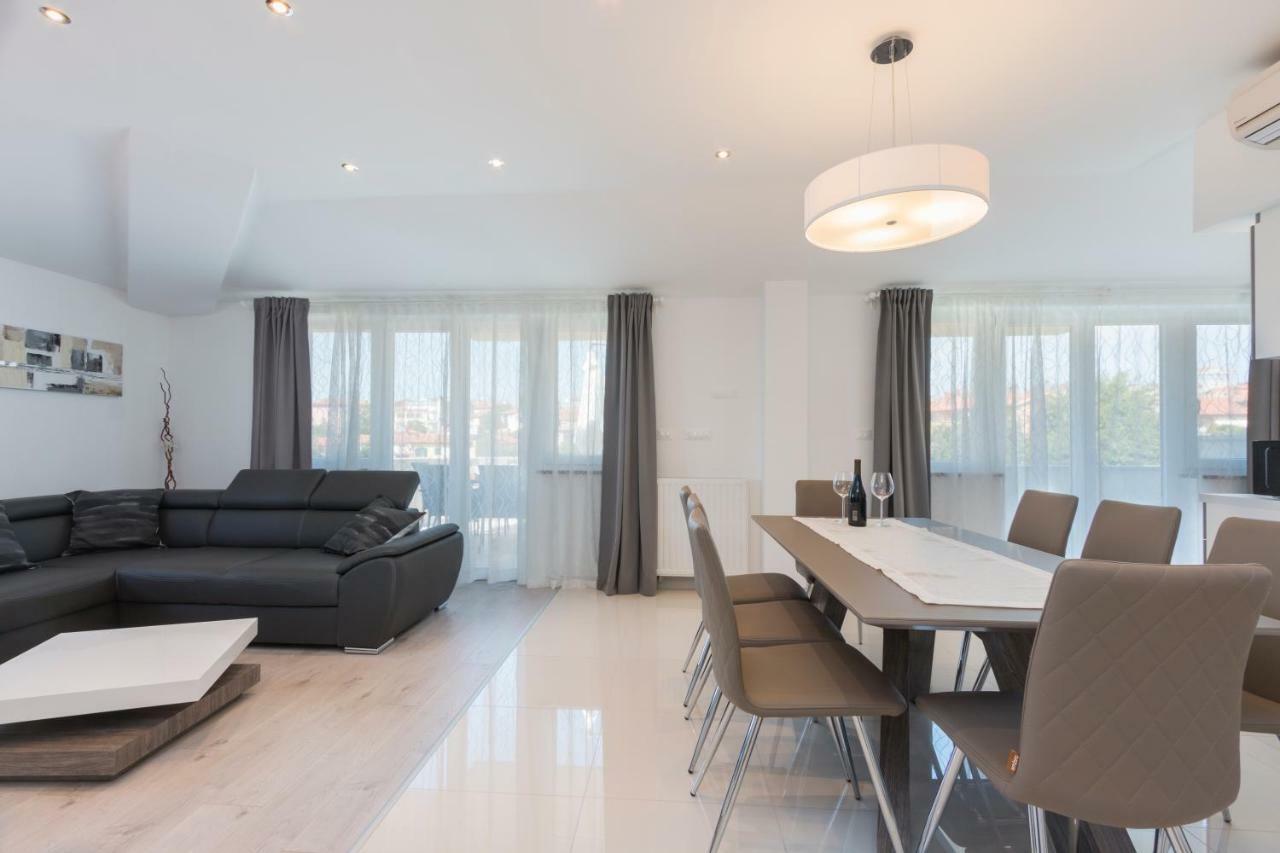Apartments Igor Медулин Екстериор снимка